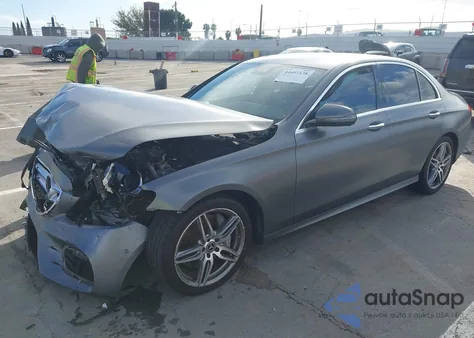 2017 Mercedes-Benz E 300 из США, поврежденный, VIN WDDZF4JB8HA218583